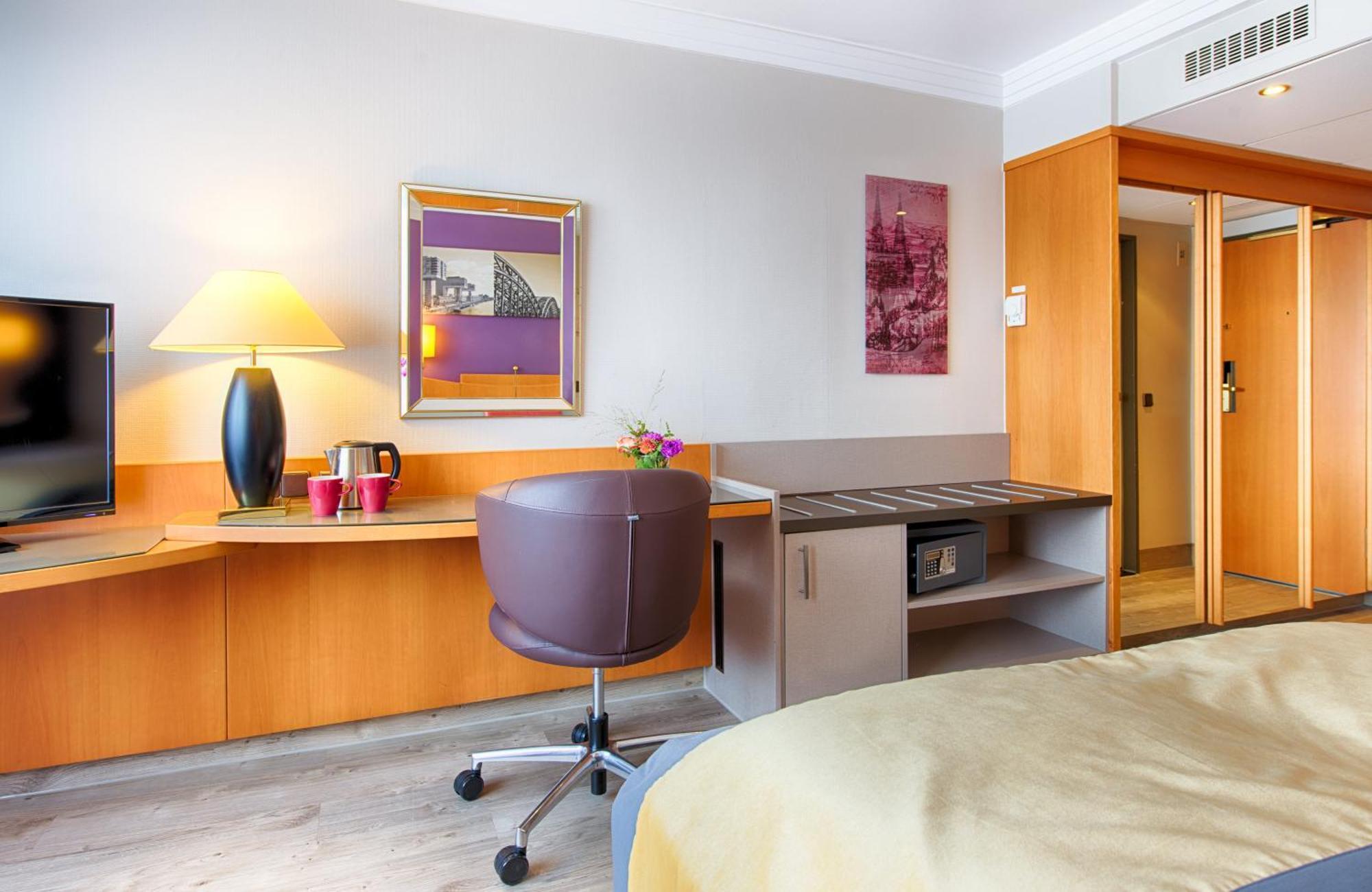 Leonardo Royal Hotel Koeln - Am Stadtwald Ngoại thất bức ảnh